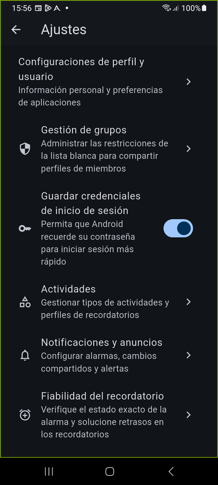 Pantalla de Configuración que muestra el interruptor Guardar credenciales de inicio de sesión, y tarjetas de Actividades, Notificaciones y Fiabilidad de recordatorios