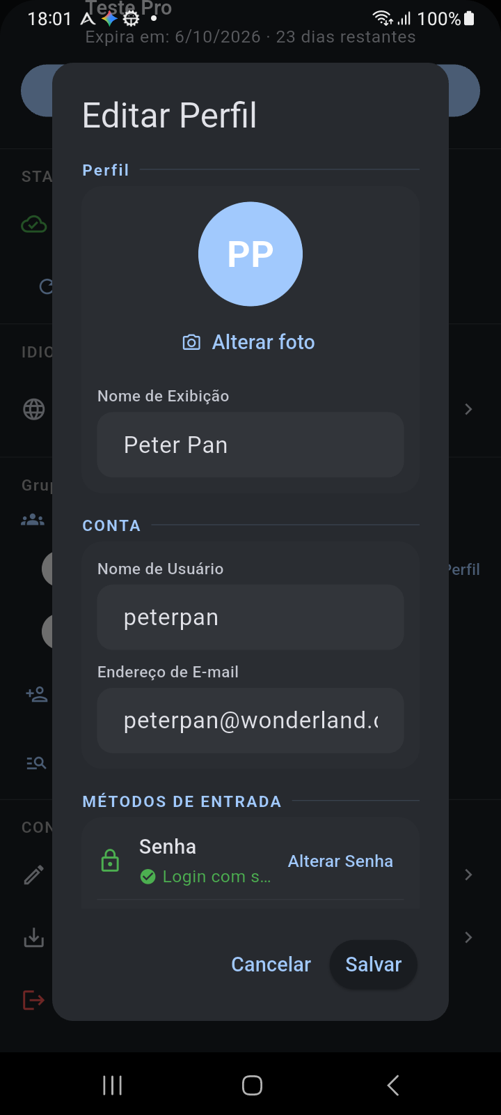 Caixa de diálogo Editar Perfil apresentando o avatar do utilizador, a ação Alterar foto, o Nome de Exibição, o Nome de Utilizador, o Endereço de E-mail e os Métodos de Início de Sessão