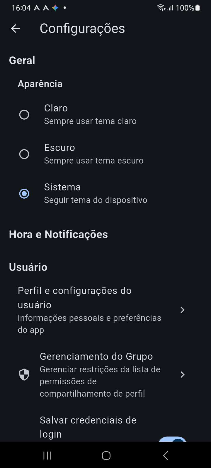 Tela principal de Configurações exibindo seletores de rádio de modo de tema e blocos de gerenciamento de usuários